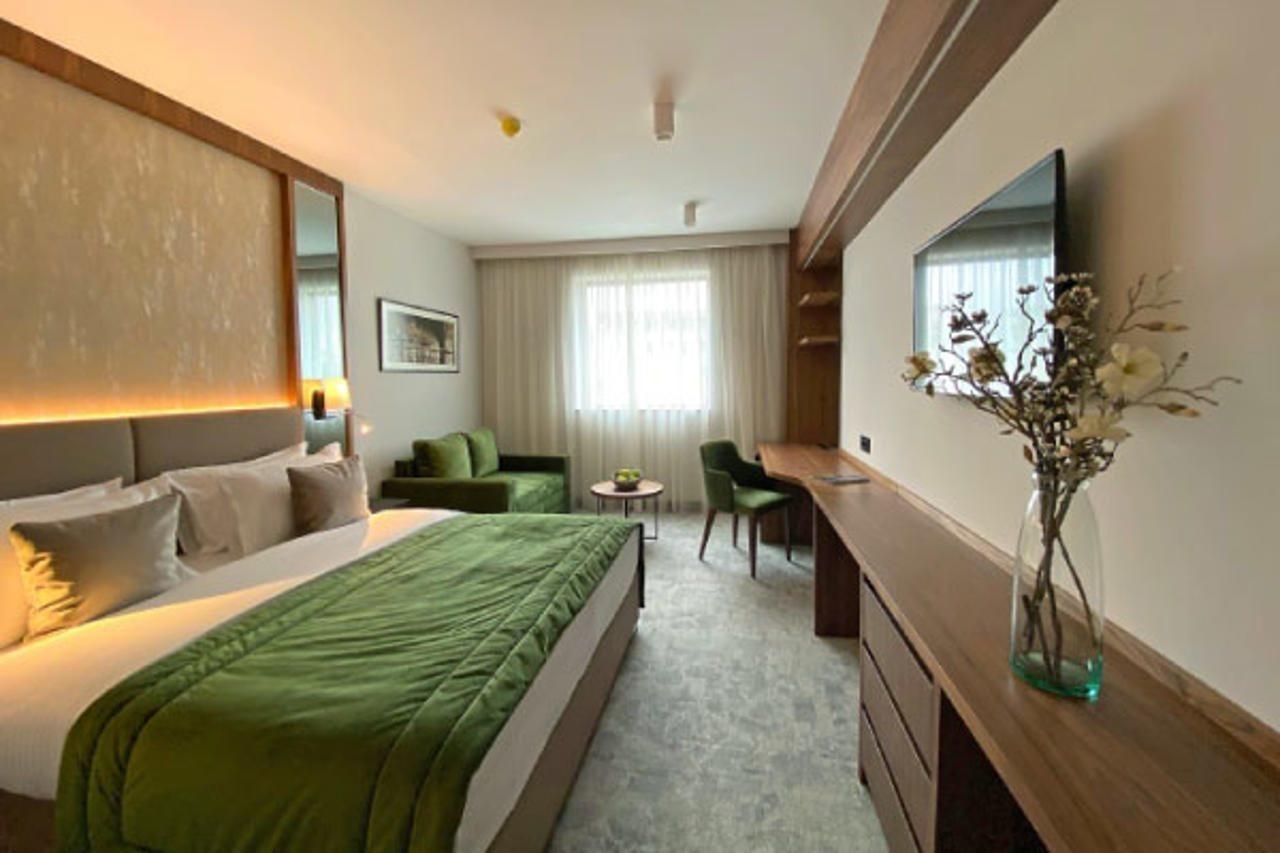 Central Point Hotel Beograd Exterior foto